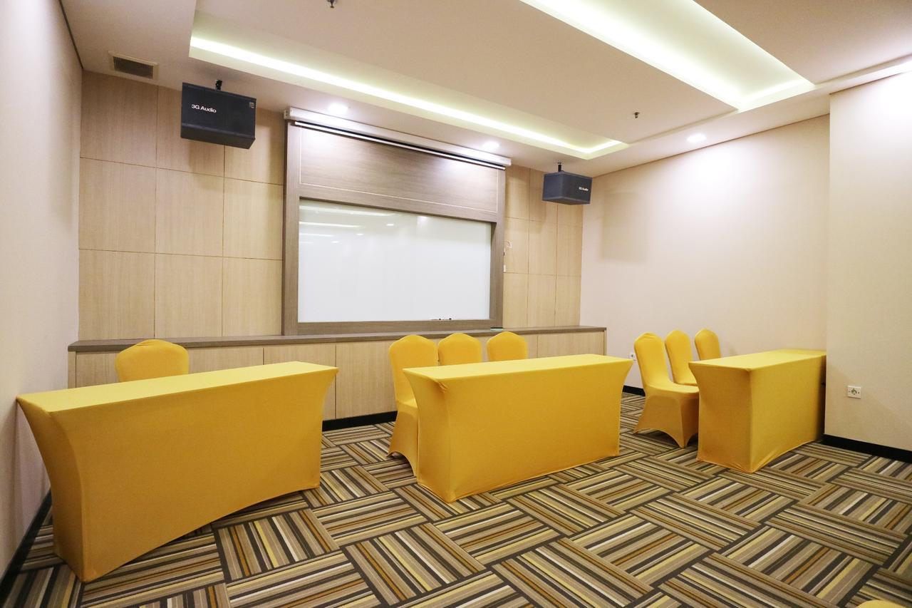 Coins Hotel Cakarta Dış mekan fotoğraf
