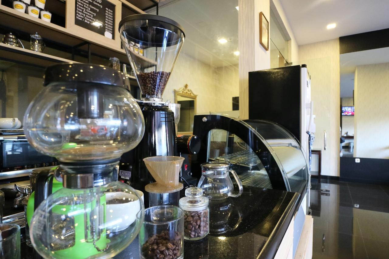 Coins Hotel Cakarta Dış mekan fotoğraf